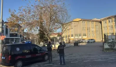 Edirne’de Lise Öğrencisi Bıçakla Yaralandı